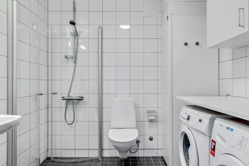 4. Vatrumsrenovering Badrum WC Tvattstuga Relax Spa Bastu (1)